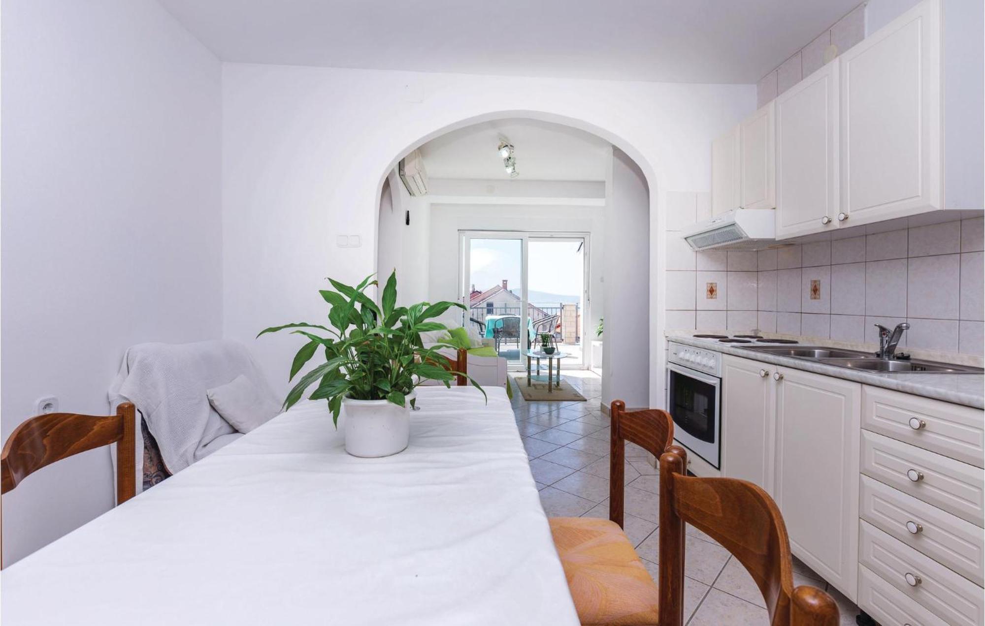 Nice Apartment In Crikvenica With Wifi מראה חיצוני תמונה